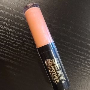 Sexy Mother Pucker Lip Plumping Gloss